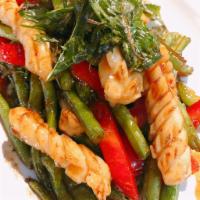 R9. Spicy Green Bean · (GF*)Stir fried with green beans, bell pepper, basil leaves in brown sauce*