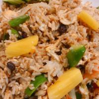 F3. Pineapple Fried Rice · (GF*)Fried rice mixed with egg, pineapple, yellow onion, *cashew nuts, raisins, green onion,...