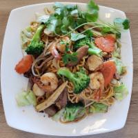 W2. Chow Mein · Stir-fried noodles with seasonal vegetables.