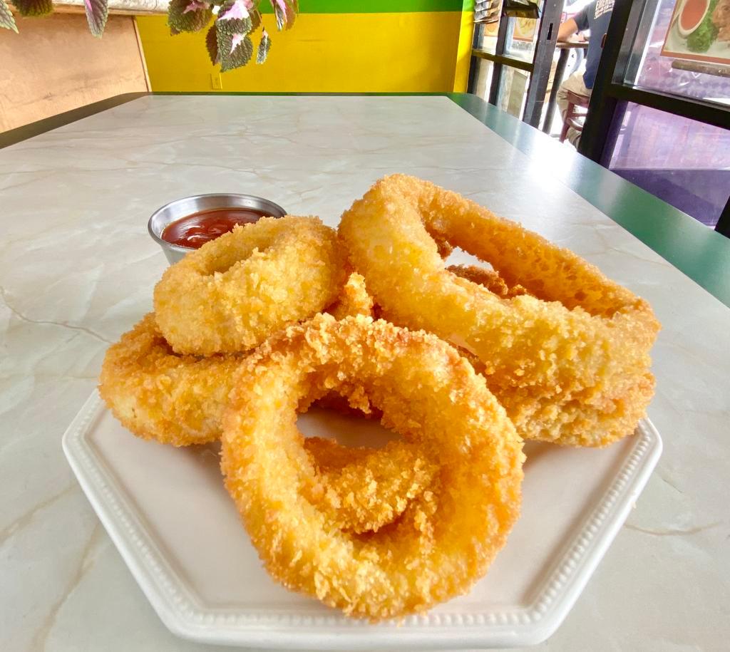 Onion Rings · Onions rings served with ketchup 