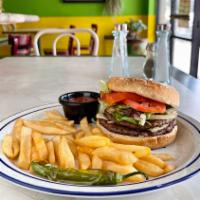 Double Cheese Burger  · Lettuce, cheese, tomato and grilled onions