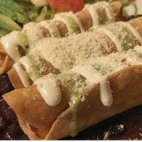 FLAUTAS DE QUESO · crispy rolled tortilla stuffed with Mexican cheese , beans, cream, guacamole and cheese.