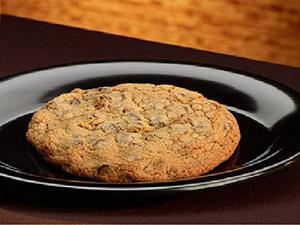 Oatmeal Raisin Cookie · Organic oat flour.