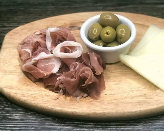 Prosciutto and Manchego · Prosciutto ham and manchego cheese.