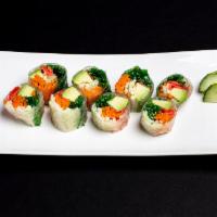 T26 Spring Roll · Cucumber, Avocado, Carrot, Seaweed Salad