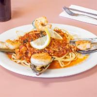 Linguine Mussels · Add shrimp for an additional charge.