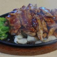 Chicken Teriyaki Entree · Grilled boneless chicken over onions and broccoli with teriyaki sauce and sesame seeds.
Serv...