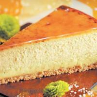 Crème Brulee Cheesecake · Vanilla flavored 
