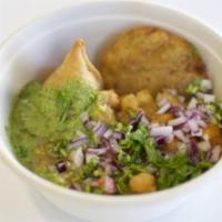 Mix Chaat · Served with chickpeas, onions, cilantro, sweet chutney and spicy chutney. Vegetarian.