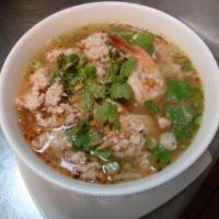 46. Noodles Tom Yum Soup  · Thin rice noodles with shrimp and chopped chicken in a spicy chicken broth soup. Hot and spi...