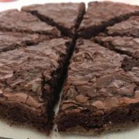 Brownie Pizza Cookie · Family Style Pizza Brownie Cookie 8inch