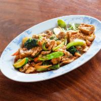 House Tofu with Chicken · Hot and spicy. White meat chicken, crispy tofu, broccoli, bamboo shoots, water chestnuts in ...
