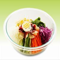 Salad Cholmen · Spicy. Sticky noodle with egg, veggie.