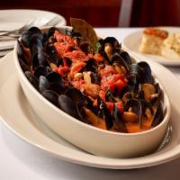 Zuppa Di Mussels · Fresh Mussels Cooked in a Red or White Broth w/ Garlic, White Wine & Herbs (Gluten-Free)