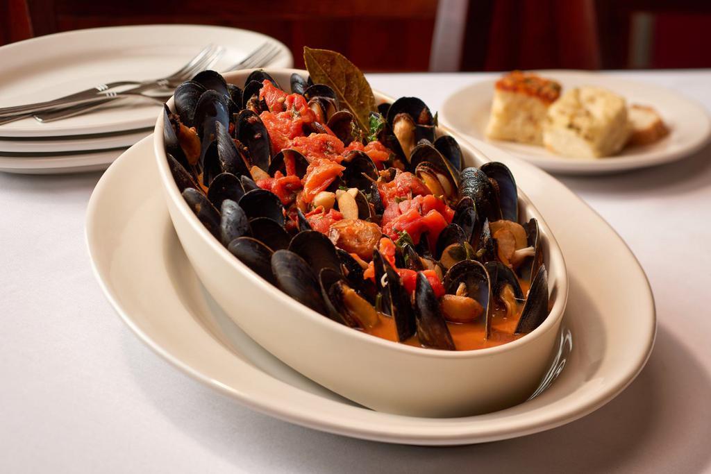 Zuppa Di Mussels · Fresh Mussels Cooked in a Red or White Broth w/ Garlic, White Wine & Herbs (Gluten-Free)