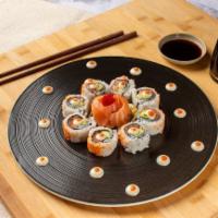 Spicy Salmon Roll.. · Spicy salmon,avocado