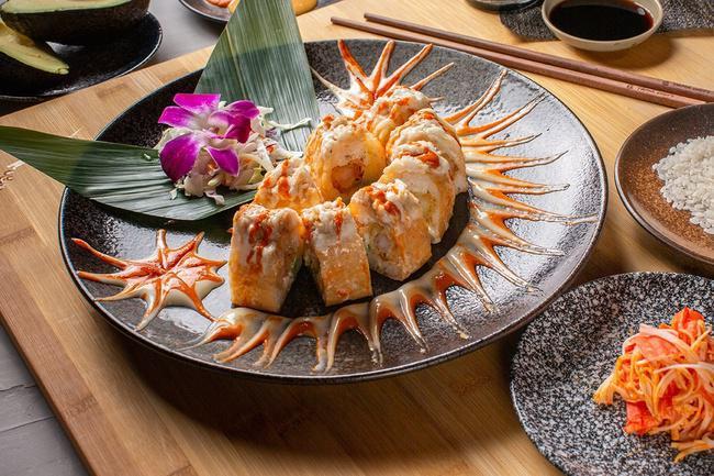 King Crab.. · Shrimp tempura, real crab meat, avocado, soy paper(real crab meat)