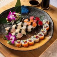 Sushi Regular · 10 piece sushi with 1 spicy tuna roll