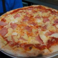 Hawaiian Pizza · Mozzarella, ham, pineapple, tomatoes.