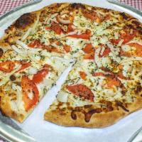 Garlic Chicken Pizza · Creamy Garlic Sauce, Grilled Chicken Breast, Fresh Tomatoes,  Garlic and Onions