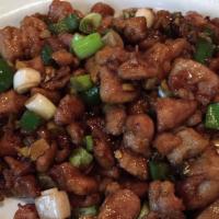 Lunch Chicken Spicy Soy Bean Sauce 辣豆酱鸡 · Spicy and salty soy bean stir-fried chicken
choice of 
white and brown rice / hot & sour sou...