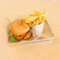 Blackened Chicken Sandwich · Blackened chicken, lettuce, tomato and chipotle aioli. Served with fries.