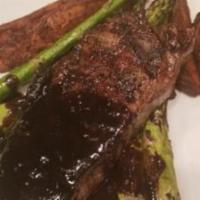 New York Strip · 14 oz. grilled new york strip steak, grilled asparagus, roasted garlic mashed potatoes, béar...