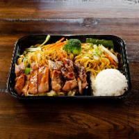 Chicken Yakisoba Box · Stir-fried noodles with chicken and vegetables and 1 scoop of white rice.