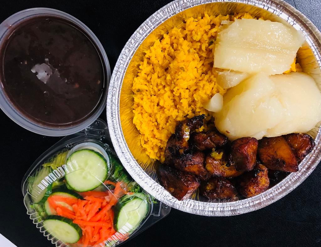 Vegetariano · Veggie platter. Includes rice, beans, yuca, fried sweet plantains and salad.