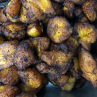 Maduros · Fried sweet plantains. 