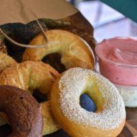 Baker's Dozen  · Thirteen bagels of your choice plus two 8oz tubs of cream cheese.
**Please specify if you wo...