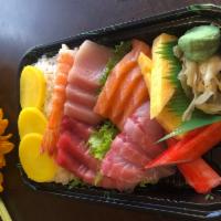 Chirashi Deluxe Entree · Assorted raw fish over the sushi rice. 