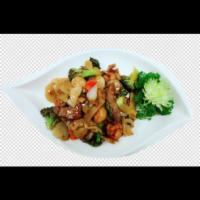 H2. Happy Family Special · Sauteed shrimp, scallop, beef, chicken, crab meat, broccoli, carrot, mushroom, napa, water c...