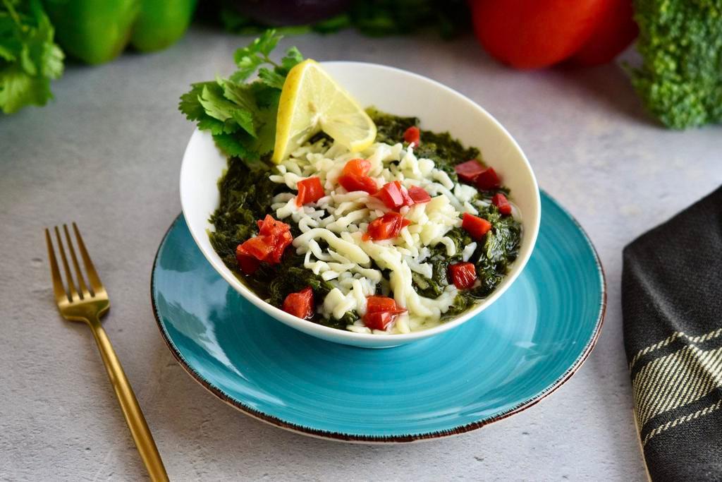 Parmesan Spinach · Your choice of 12 oz, 16 oz, or 32 oz.