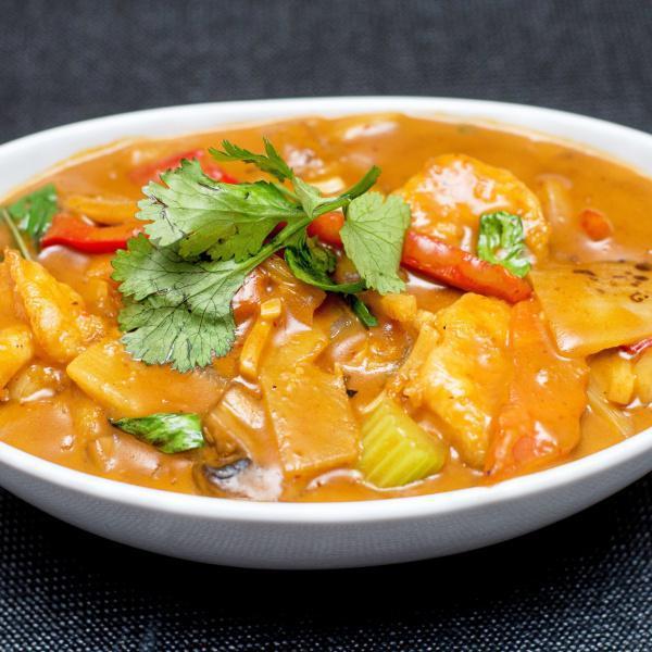 Red Thai Curry Sauce with Chicken · Fresh mushrooms, bamboo shoots, sweet red pepper, carrots and chopped onions, sauteed with a touch of coconut milk in a red curry sauce; Vegetarian substitution available. Spicy. 