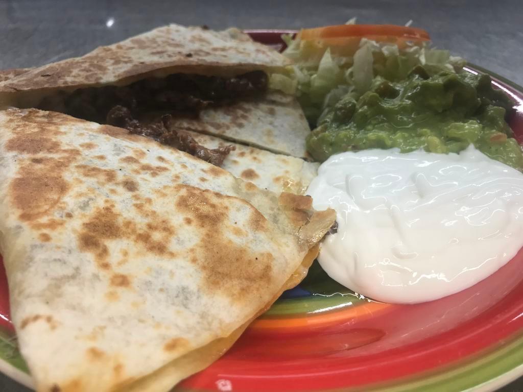 La Casa De Todos · Salads · Chicken · Mexican · Alcohol · Tacos