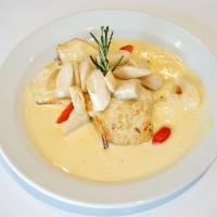 Sauteed chicken with hearts of palm cream sauce (Frango Ao Molho de Palmito) · served with fries. *No substitutions*