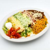Tres Colores Combo · A combination of one shirmp, one cheese, and one spinach enchilada.
