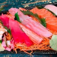 Sashimi Regular · Assorted 16 pieces of assorted sashimi and rice. 