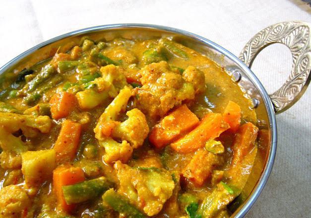 94. Mix Vegetables Curry · Mix vegetables cooked with curry sauce.