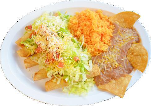 3 Roll Taco Combo · 3 fried roll corn tortilla filled with only chicken topped with guacamole, sour cream, lettuce, pico de gallo and cheese Serve with rice, refried beans garnished with cheese and tortilla chips