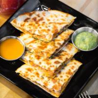 QUESADILLA DU JOUR  · Smoked barbecue chicken , Monterey jack cheddar cheese on a grilled flour tortilla 