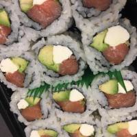 Philadelphia Maki · Smoked salmon, cream cheese, cucumber and scallions