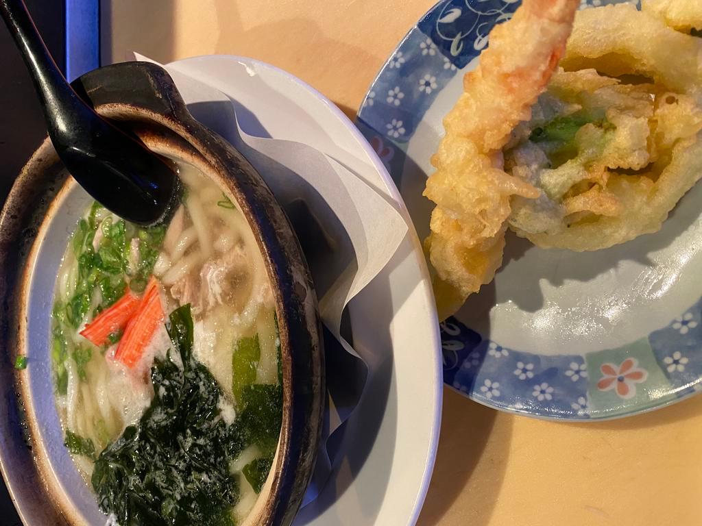 Nabeyaki Udon  · Noodle soup with chicken, egg, vegetables and shrimp tempura.