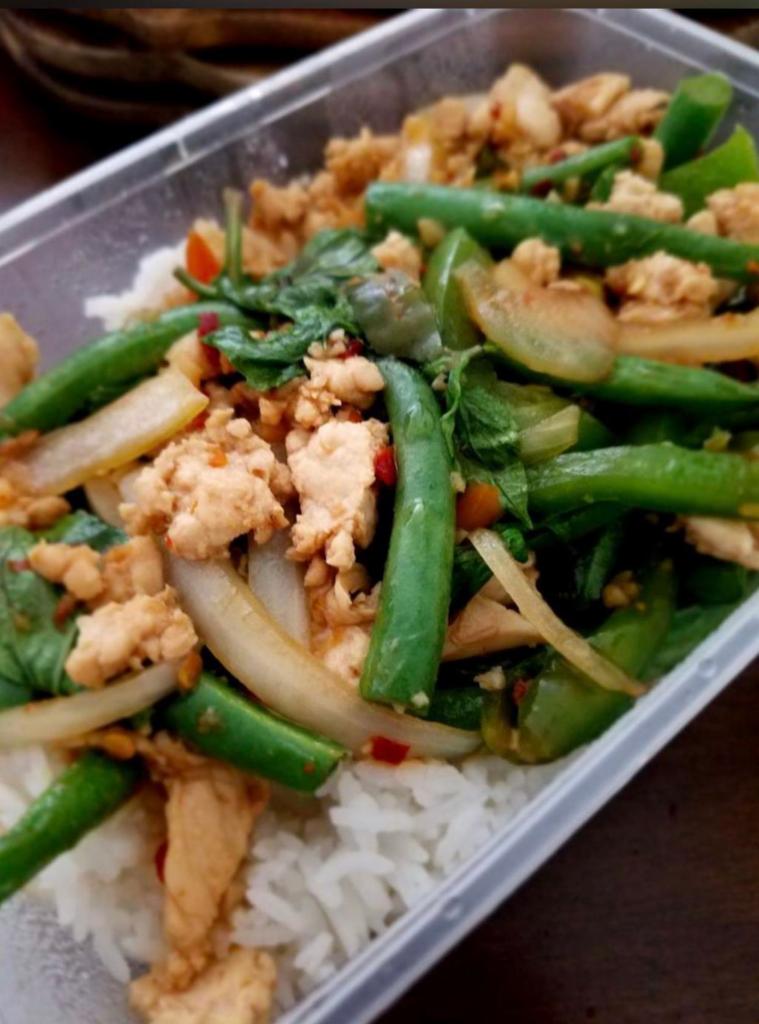 L14. Spicy Sweet Basil Stir-Fry · Spicy ground chicken stir-fried with garlic, Thai chili sauce with green beans, bell peppers and onion 🌶