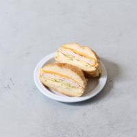 Vermonter Sandwich · Smoked turkey, cheddar cheese, and sliced Granny Smith apple with creamy horseradish dressin...
