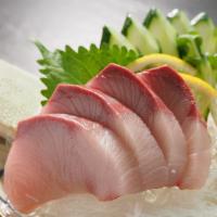 2 Piece Yellowtail 黄尾鱼两片 · chooce your flavor, sushi with rice, sashimi no rice