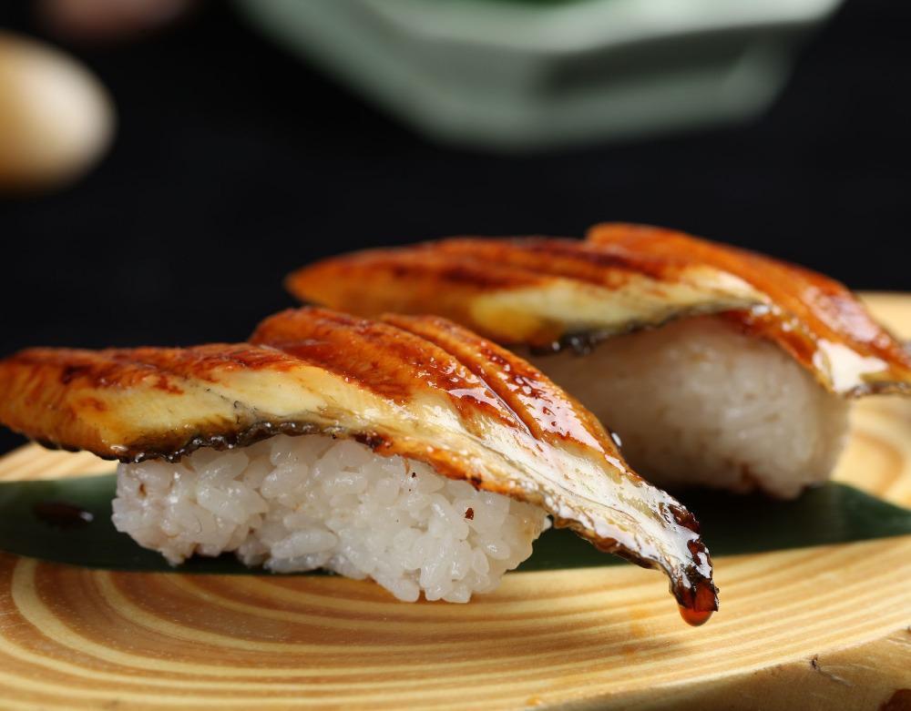 2 Piece Eel  鳗鱼两片 · chooce your flavor, sushi with rice, sashimi no rice
