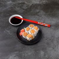 Spicy Salmon Roll · Chopped salmon with chill sauce, mayo, caviar and scallion. 