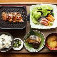 ABURIYA GOZEN · Grilled Washu Beef, served with 2 kinds of Sashimi, Simmered Black Cod, and Shiitake Mushroom.